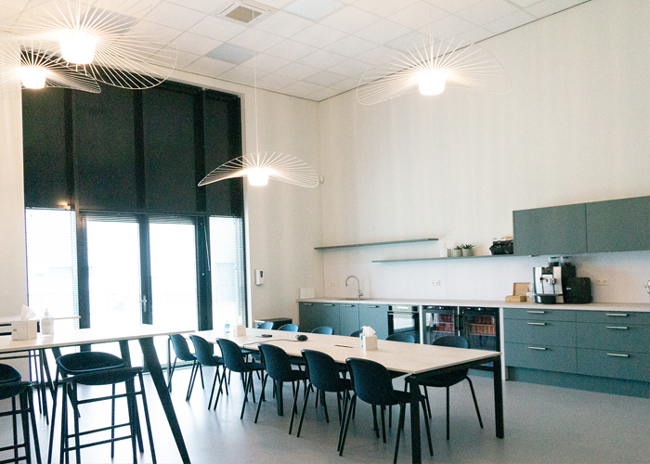 Gerealiseerde kantine inrichting Gerealiseerde kantine inrichting