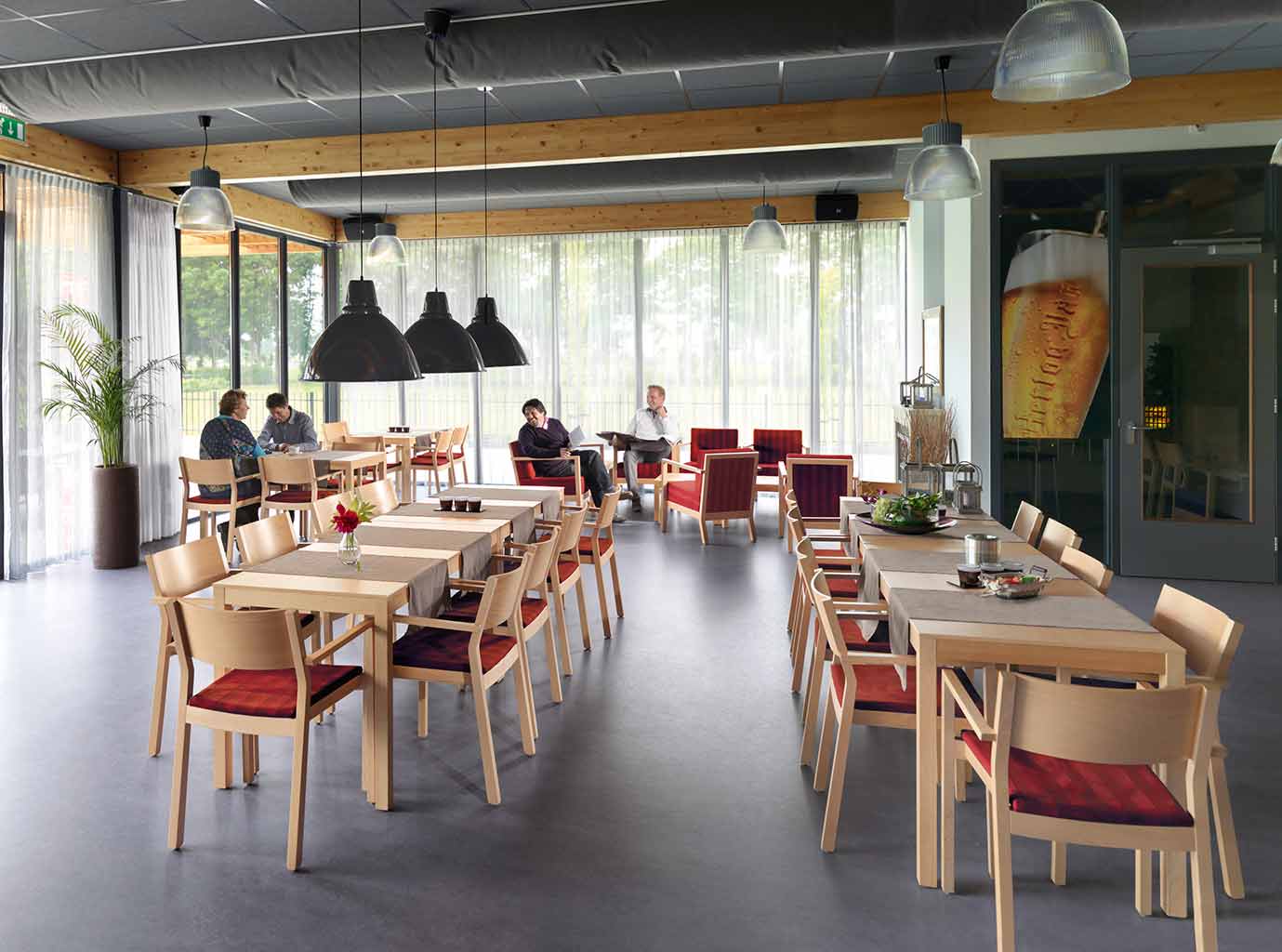 Zorgstoel Woody afbeelding