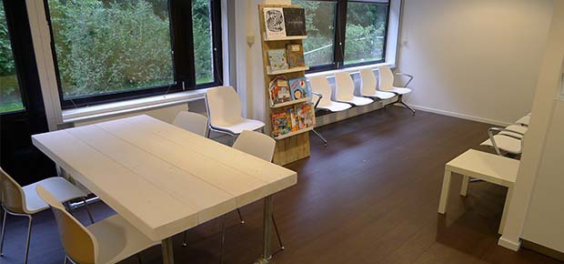 Design wachtkamermeubilair geleverd door Shiraz Design wachtkamermeubilair geleverd door Shiraz