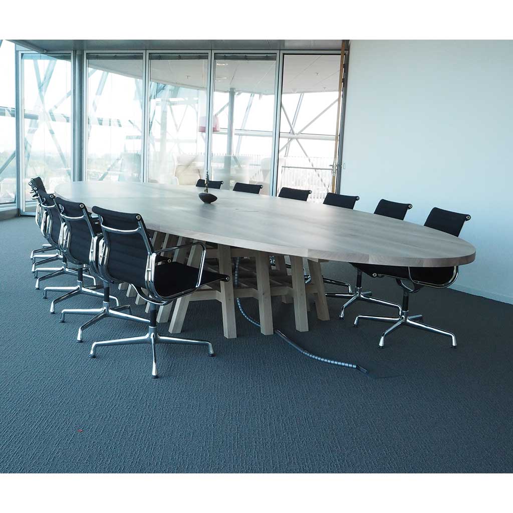 Vergadertafel Pake Sytse afbeelding